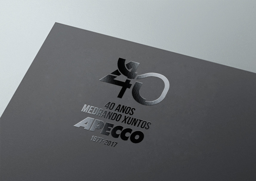 apecco-logo-40anos-barniz-uvi
